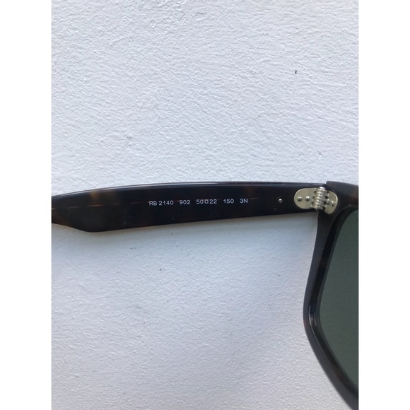 • wayfarer RAY BANS • - Picture 3 of 8